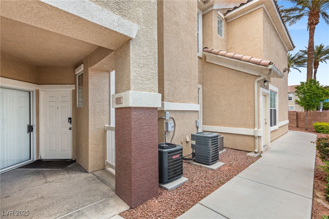 5855 Valley Drive 1080 Property Photo 11