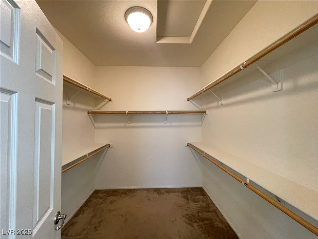 1312 Fantastic Court Property Photo 6