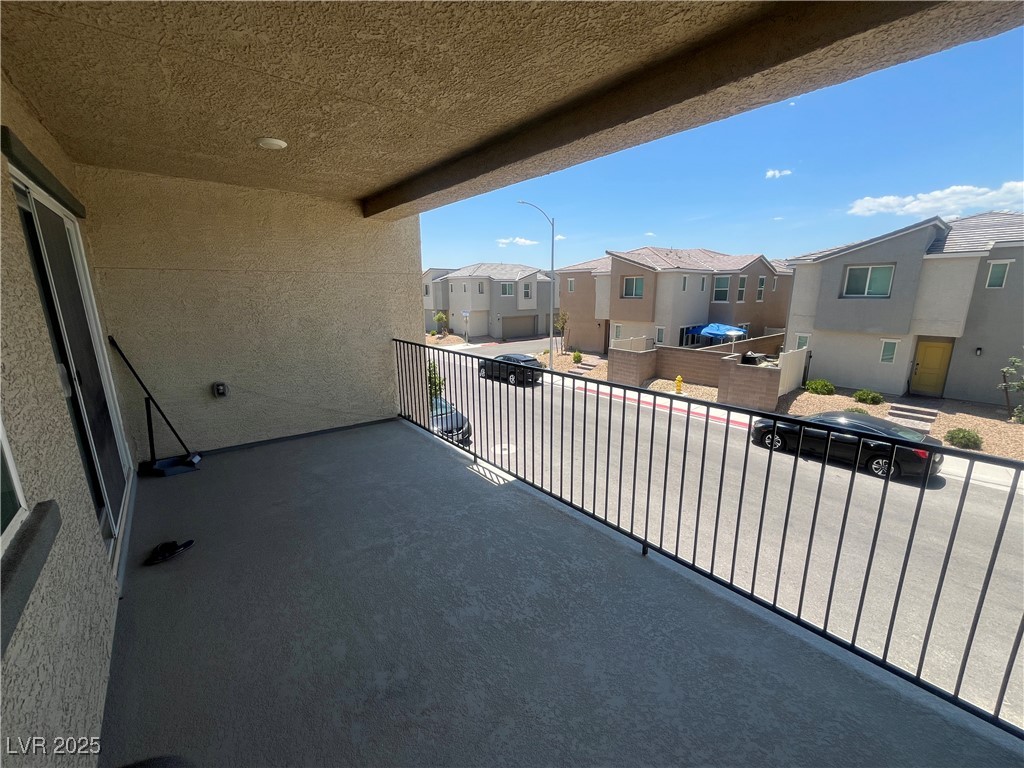 6904 Crescent Gold Street Property Photo 25