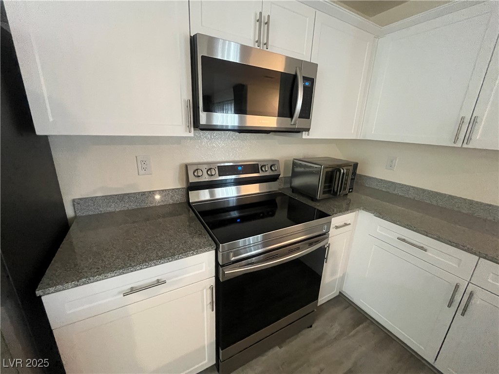 6904 Crescent Gold Street Property Photo 30