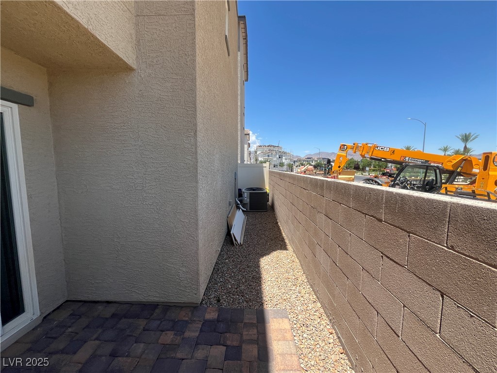 6904 Crescent Gold Street Property Photo 35