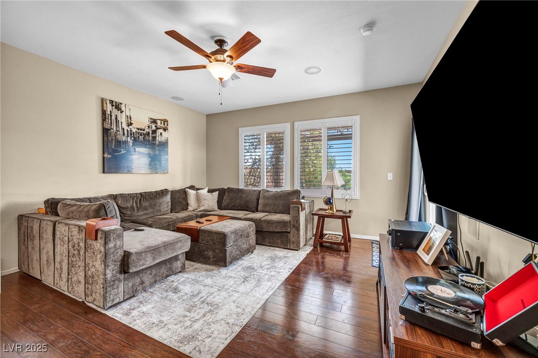 10312 Glimmering Star Drive Property Photo 3
