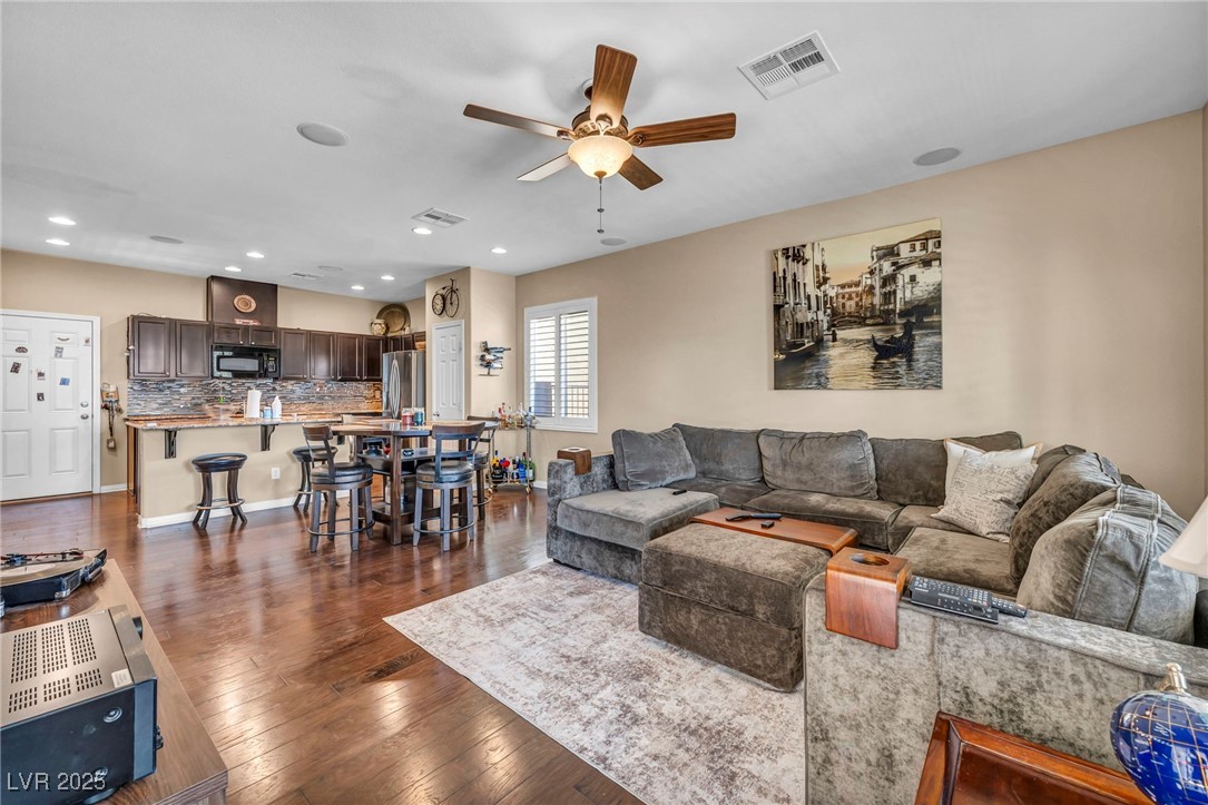 10312 Glimmering Star Drive Property Photo 5
