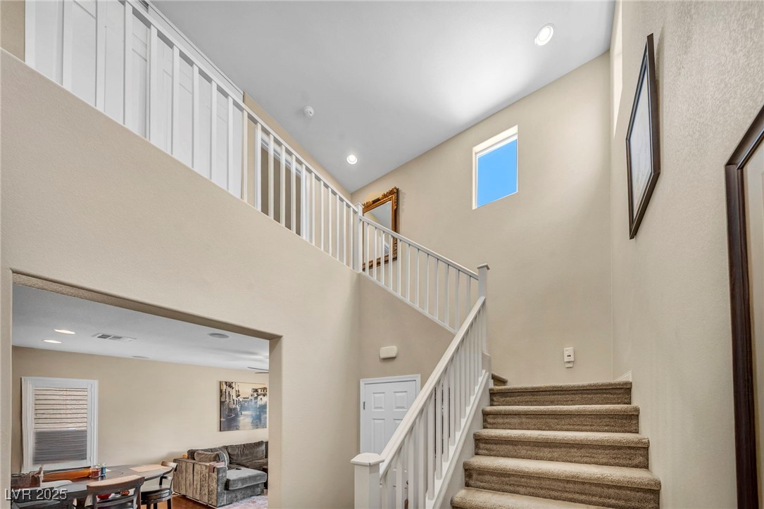 10312 Glimmering Star Drive Property Photo 15