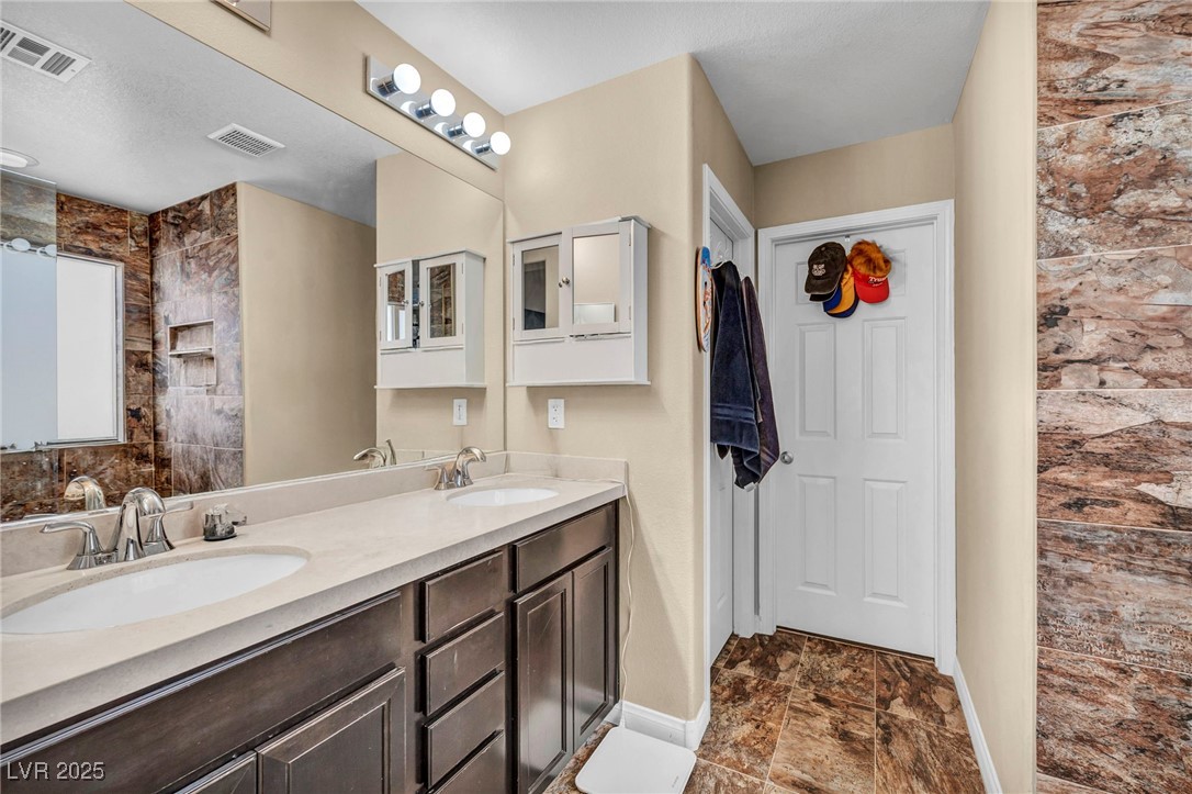 10312 Glimmering Star Drive Property Photo 29