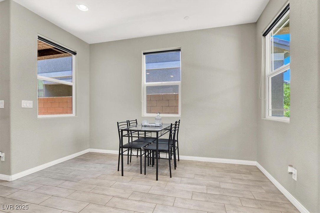 4533 Queens Hill Street Property Photo 6