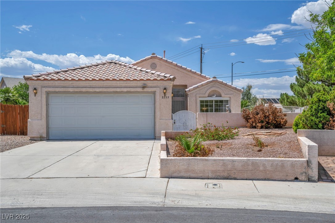 5139 Zapata Lane Property Photo 2