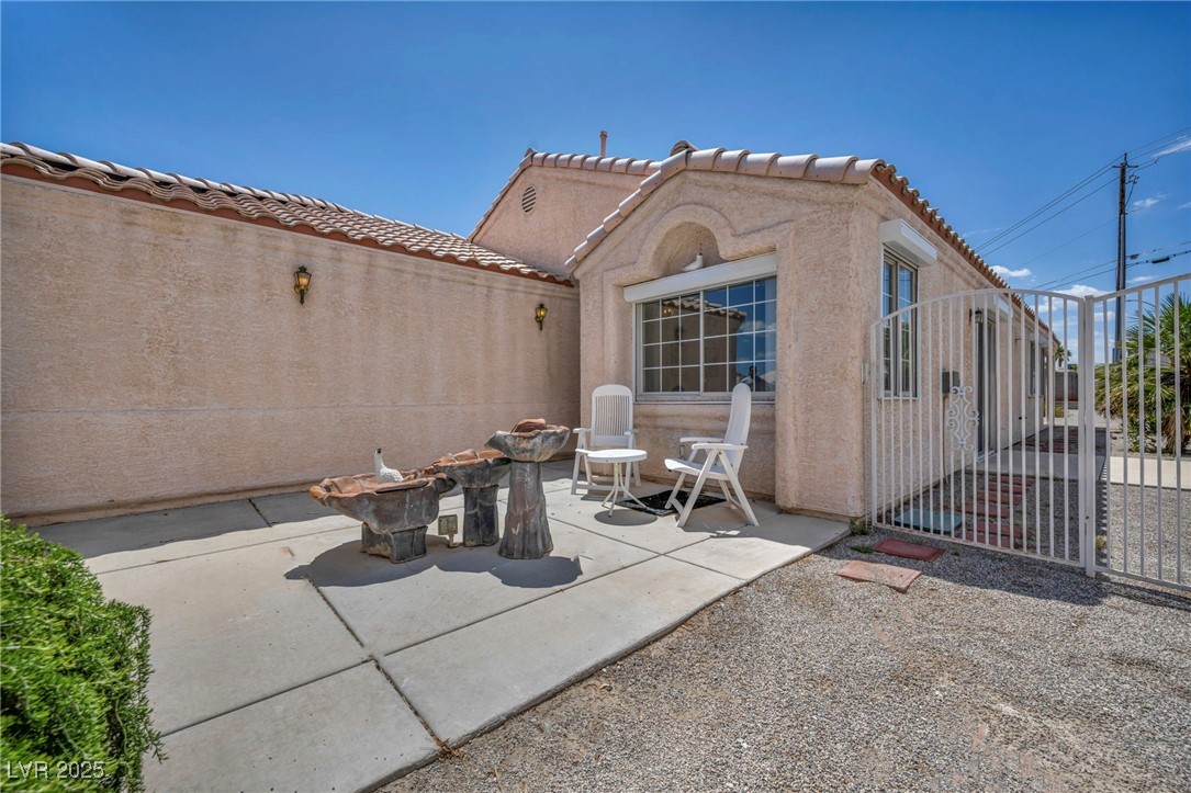 5139 Zapata Lane Property Photo 8