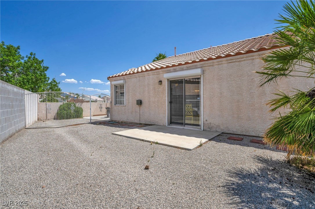 5139 Zapata Lane Property Photo 12