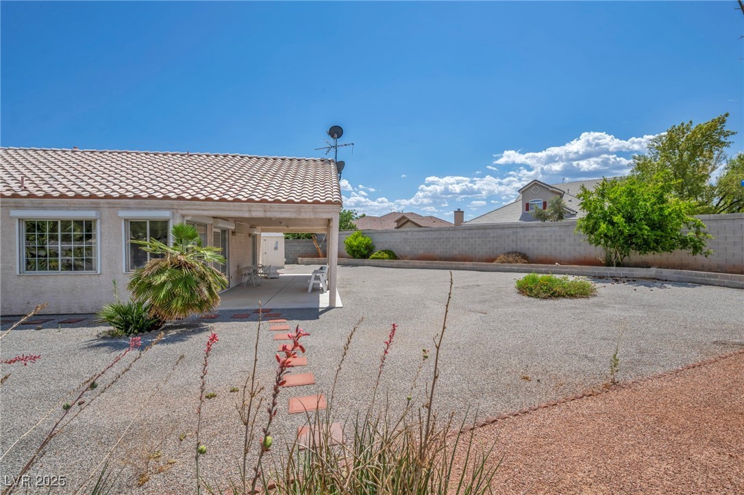 5139 Zapata Lane Property Photo 15