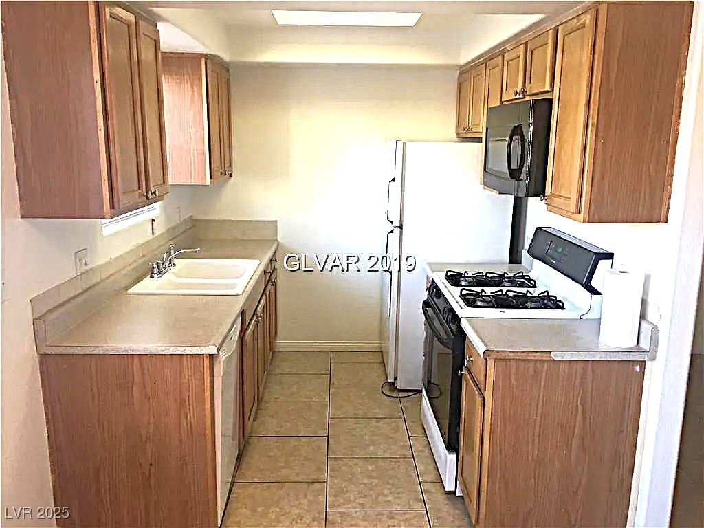 8417 Running Deer Avenue 101 Property Photo 1