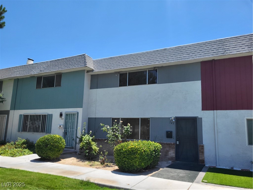 745 Greenbriar Townhouse Way Property Photo