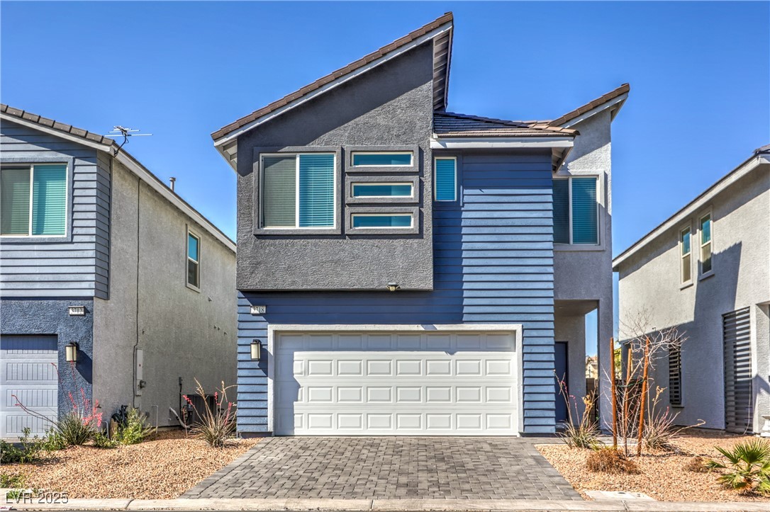 3718 Paseo De Paz Avenue