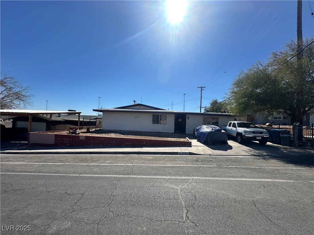 3505 West Bonanza Road Property Photo 2
