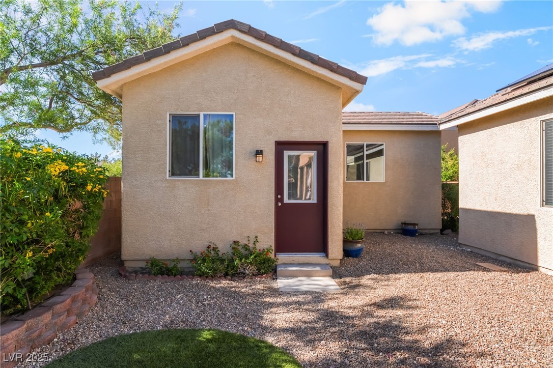 5601 Mackenzie Park Court Property Photo 10