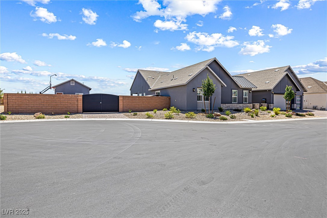 8840 Harvest Sunset Street Property Photo 10