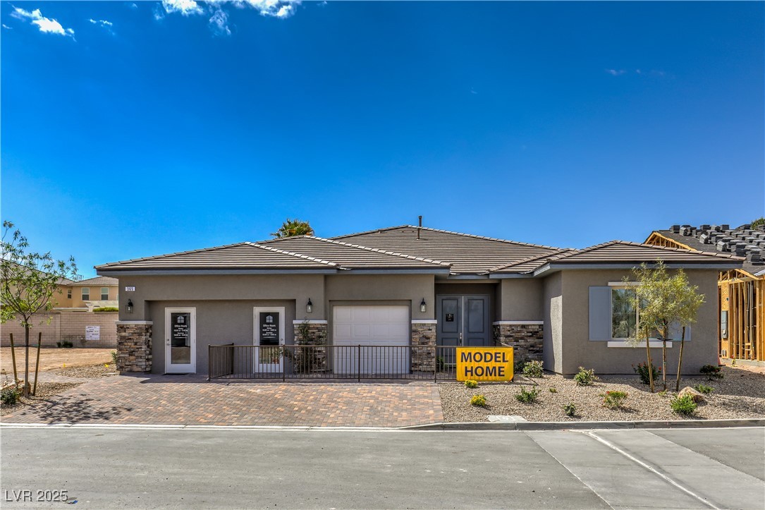365 Sapphire Rock Avenue Property Photo 1