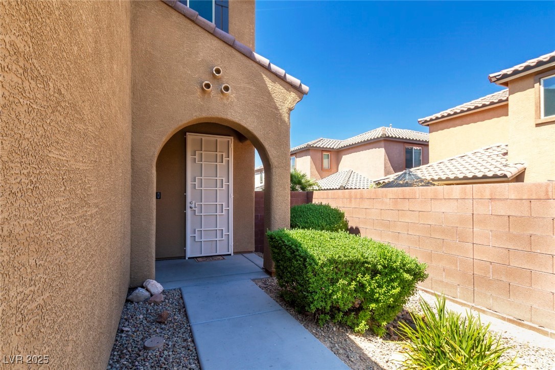 7652 Silver Baron Road Property Photo 4