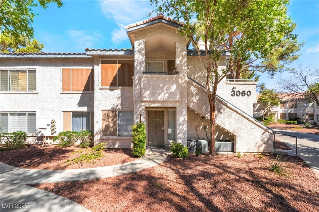 3060 Tarpon Drive 104 Property Photo 1
