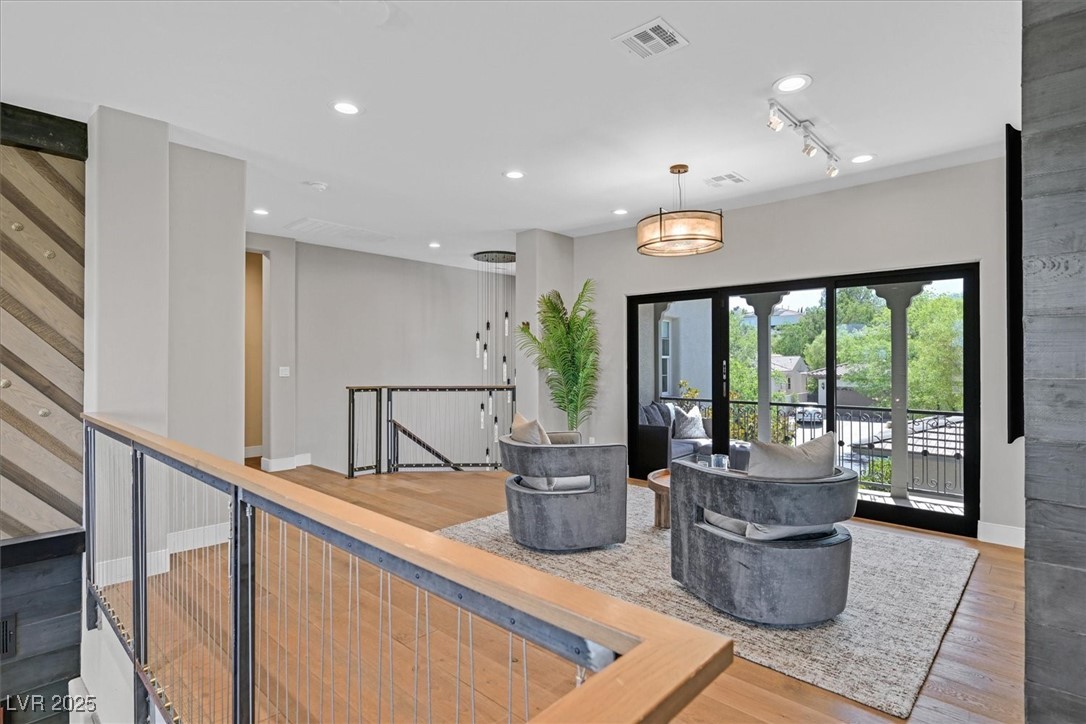 1404 Reisling Court Property Photo 31