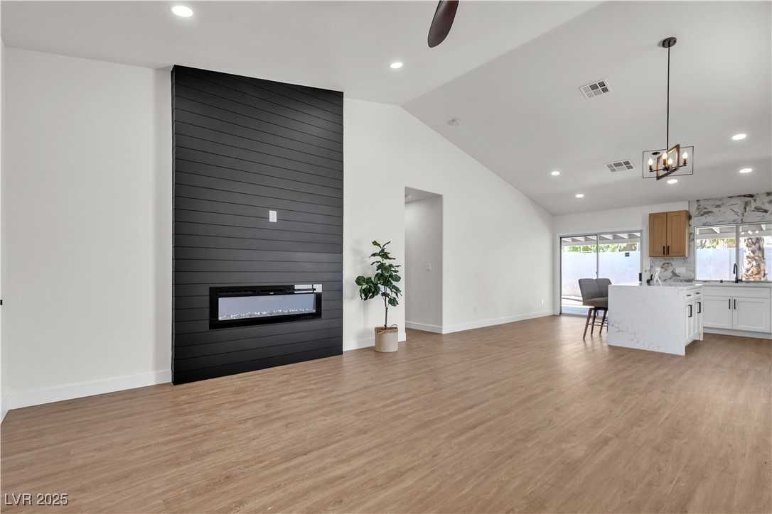 4911 Rancho Domingo Court Property Photo 2