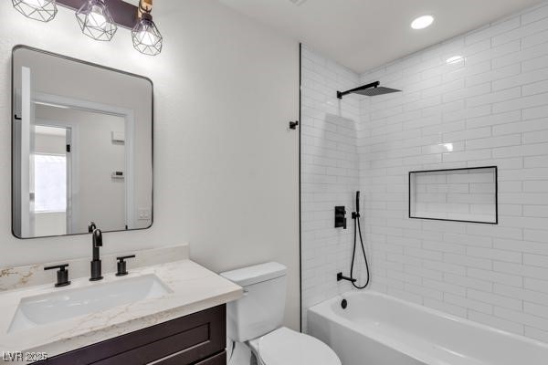 4911 Rancho Domingo Court Property Photo 12