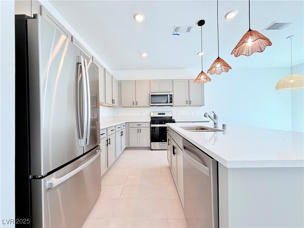 7934 Texas Hills Street Property Photo 2