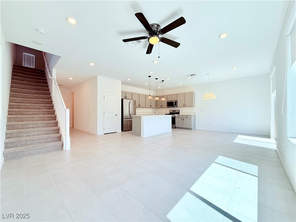7934 Texas Hills Street Property Photo 5