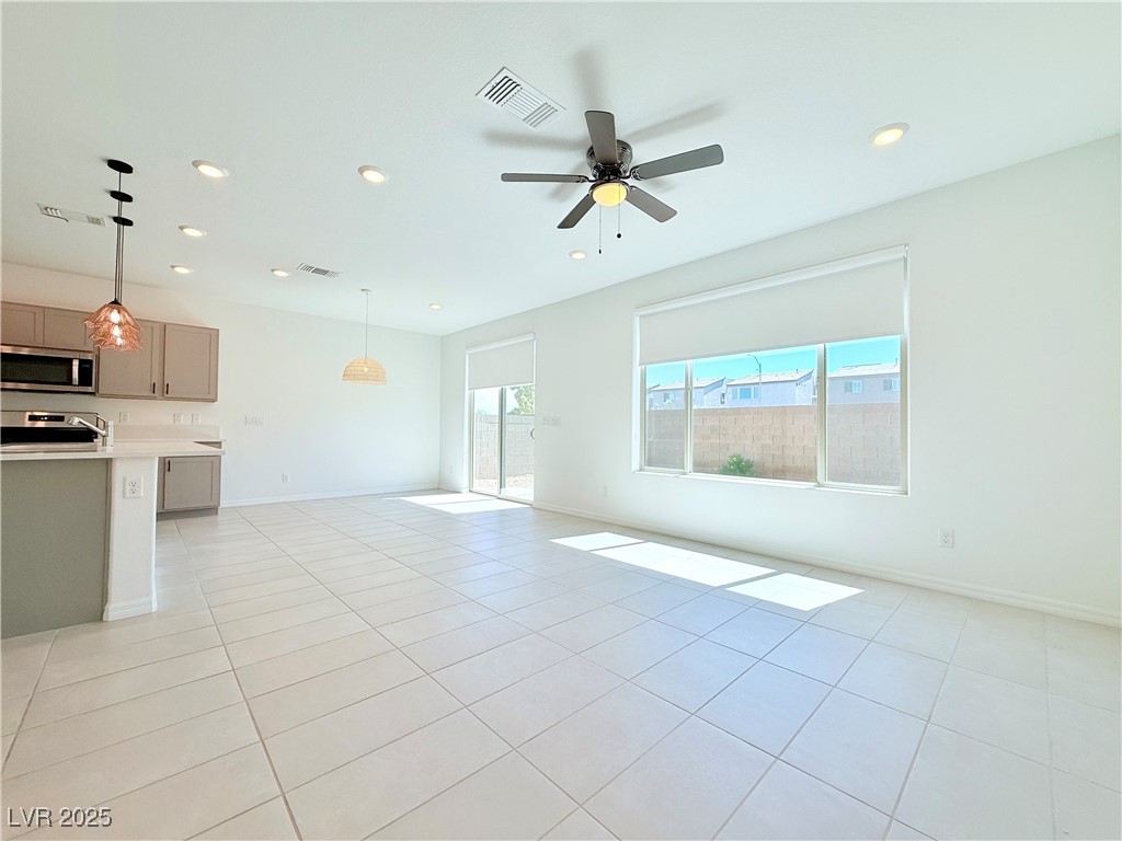 7934 Texas Hills Street Property Photo 7