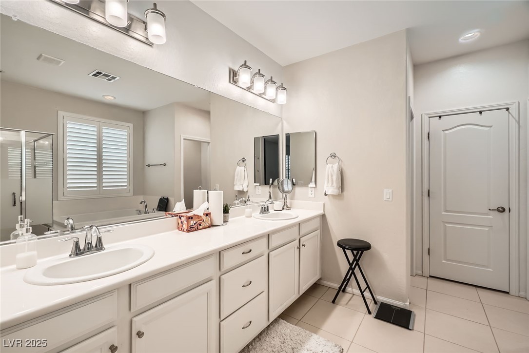 6233 Canterbury Field Road Property Photo 17