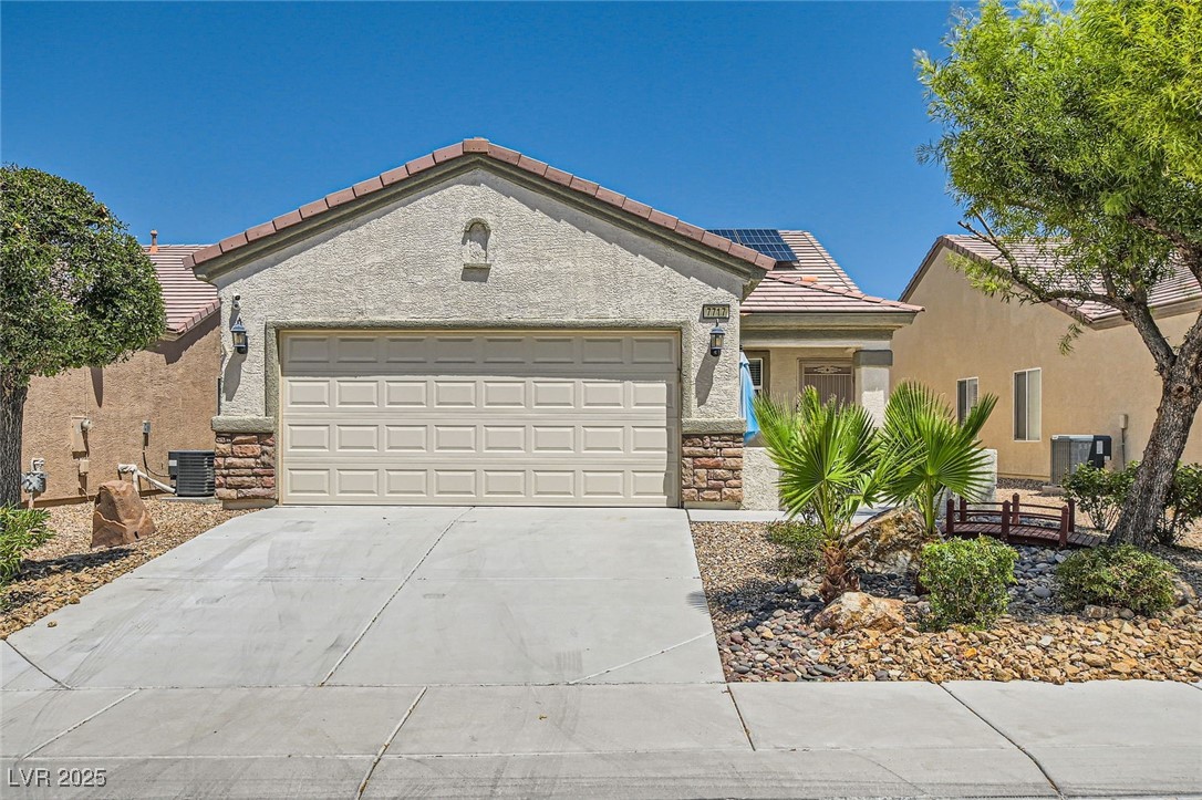 7717 Pine Warbler Way Property Photo 2