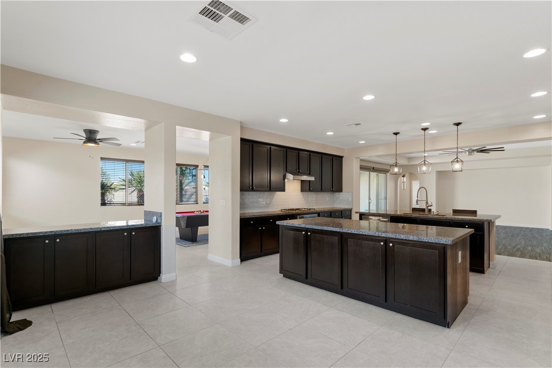 9240 Northfield Park Court Property Photo 12
