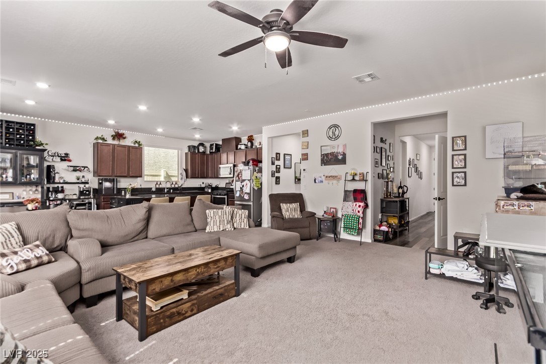 6313 Voss Street Property Photo 10