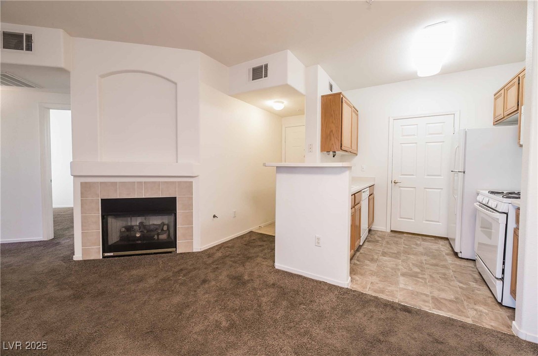 7135 South Durango Drive 306 Property Photo 8