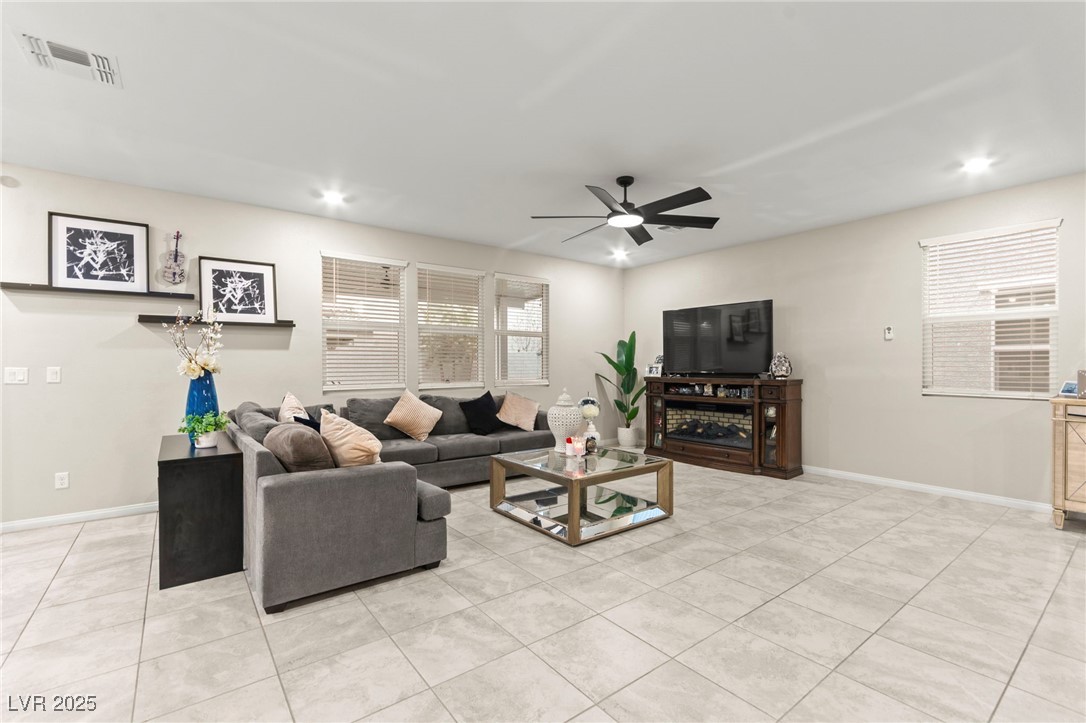 7502 Lush Oasis Avenue Property Photo 11