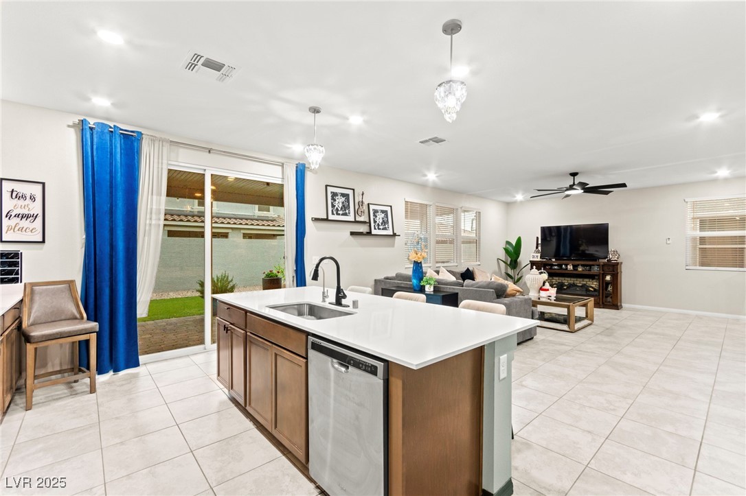 7502 Lush Oasis Avenue Property Photo 16