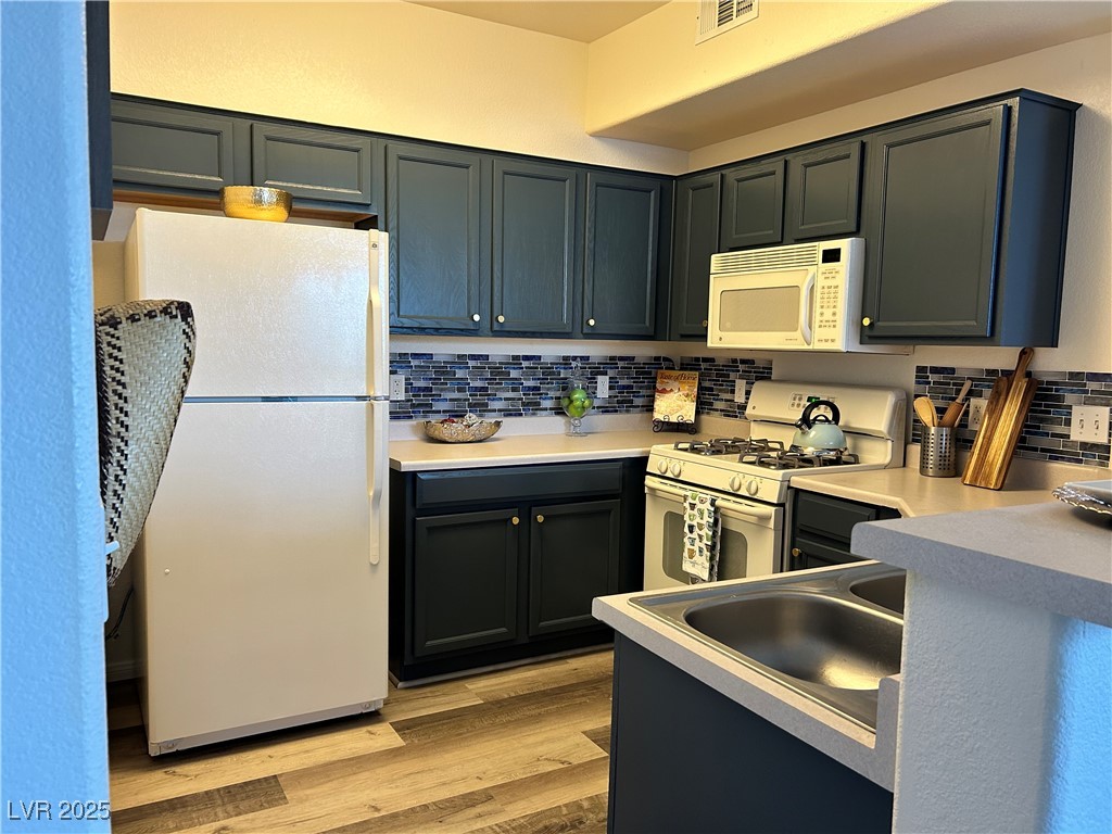 5855 Valley Drive 2092 Property Photo 7
