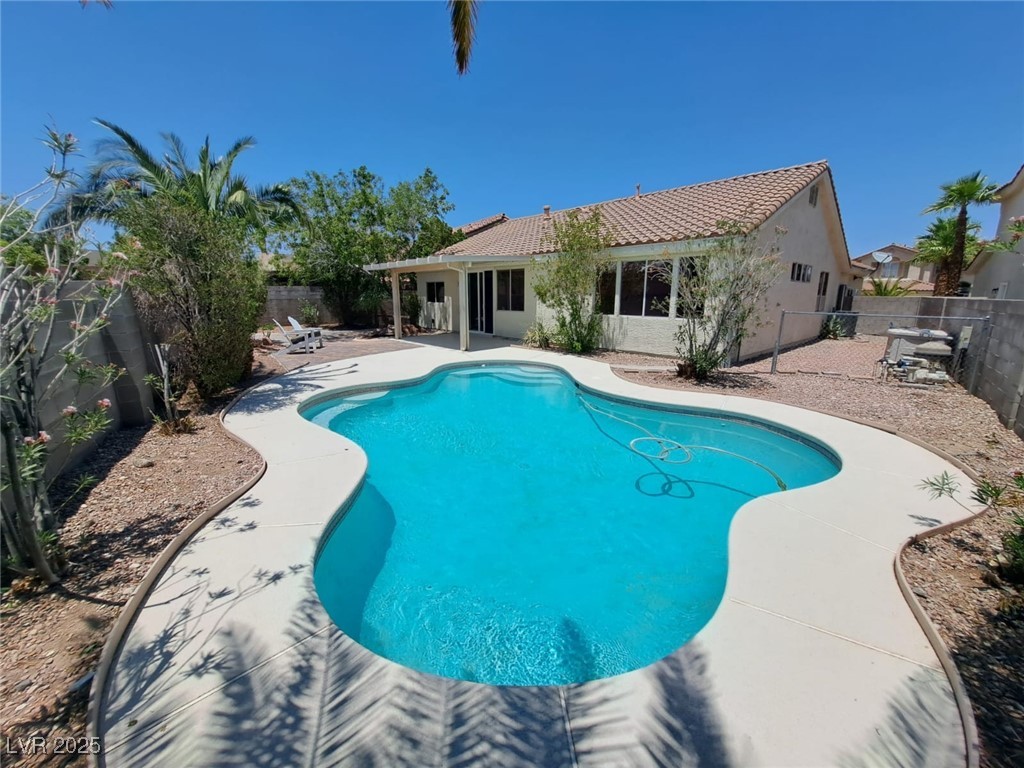 13 Desert Dawn Lane Property Photo 1