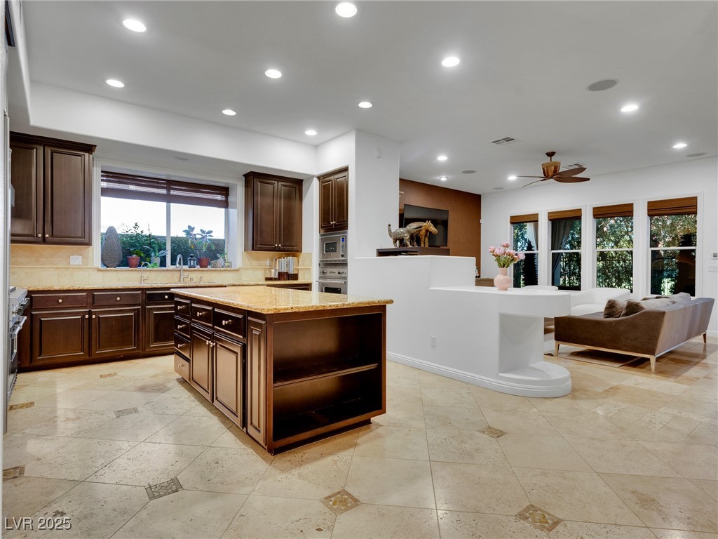 12056 Royal Dolnoch Court Property Photo 6