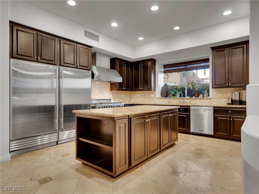 12056 Royal Dolnoch Court Property Photo 8