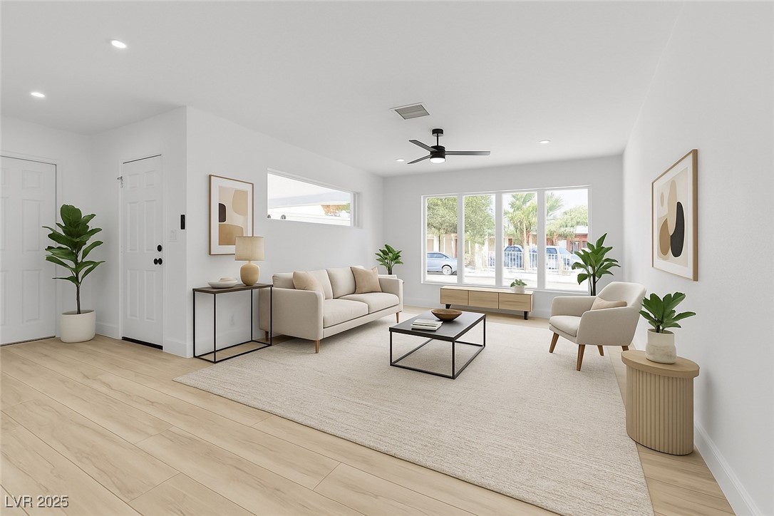 2105 Berkley Avenue Property Photo 1