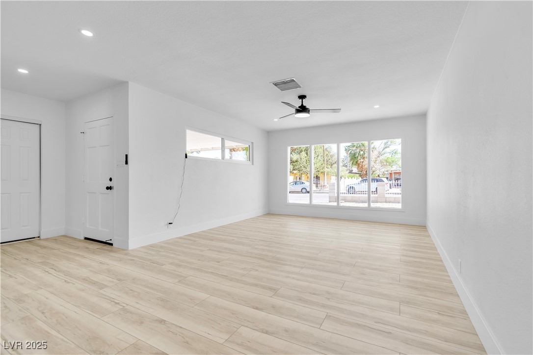 2105 Berkley Avenue Property Photo 5