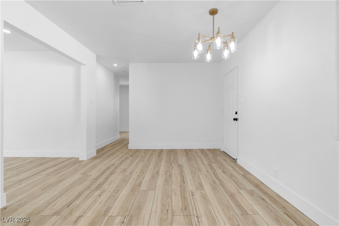 2105 Berkley Avenue Property Photo 12