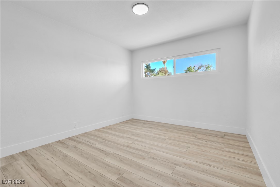 2105 Berkley Avenue Property Photo 24