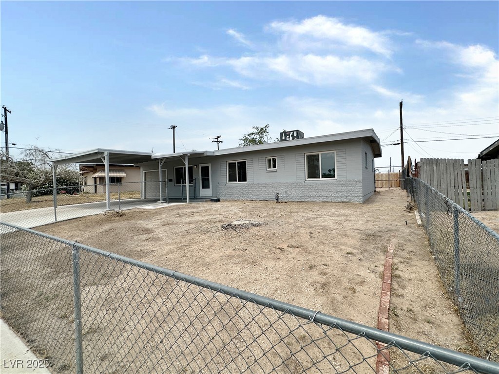 4924 Carmen Boulevard Property Photo 3