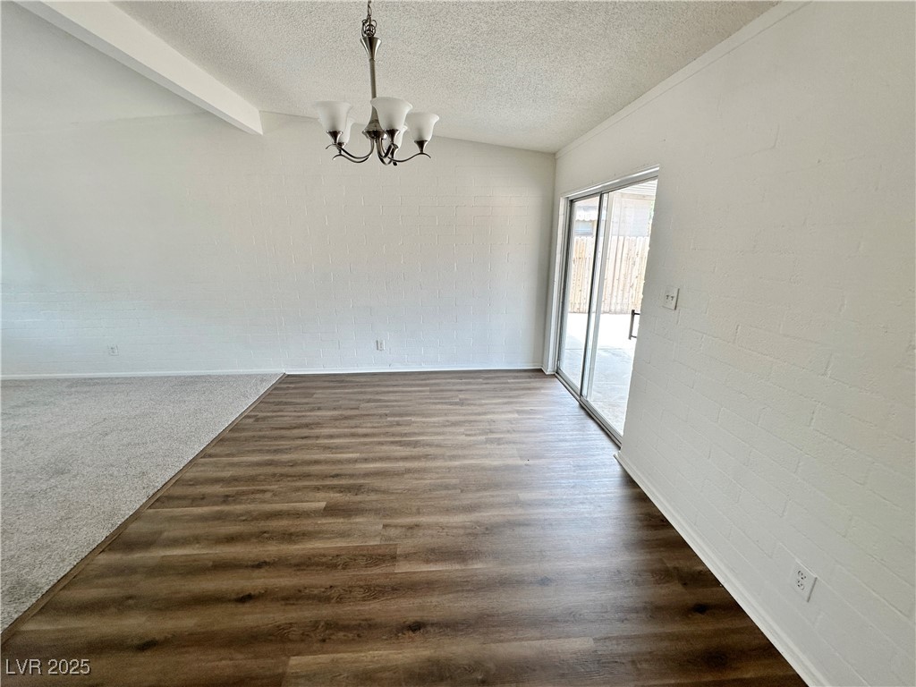 4924 Carmen Boulevard Property Photo 12