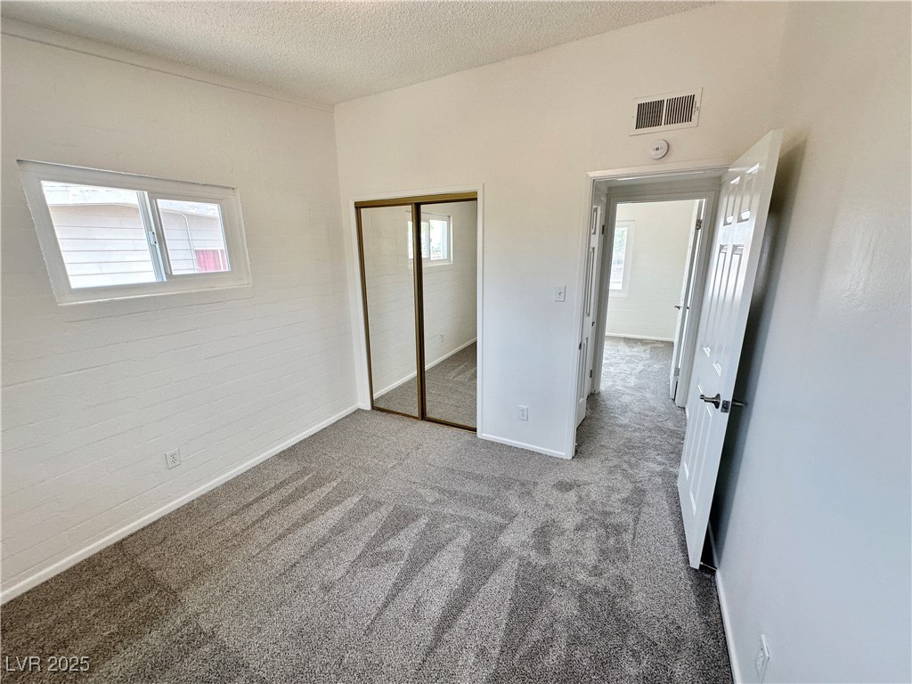 4924 Carmen Boulevard Property Photo 21