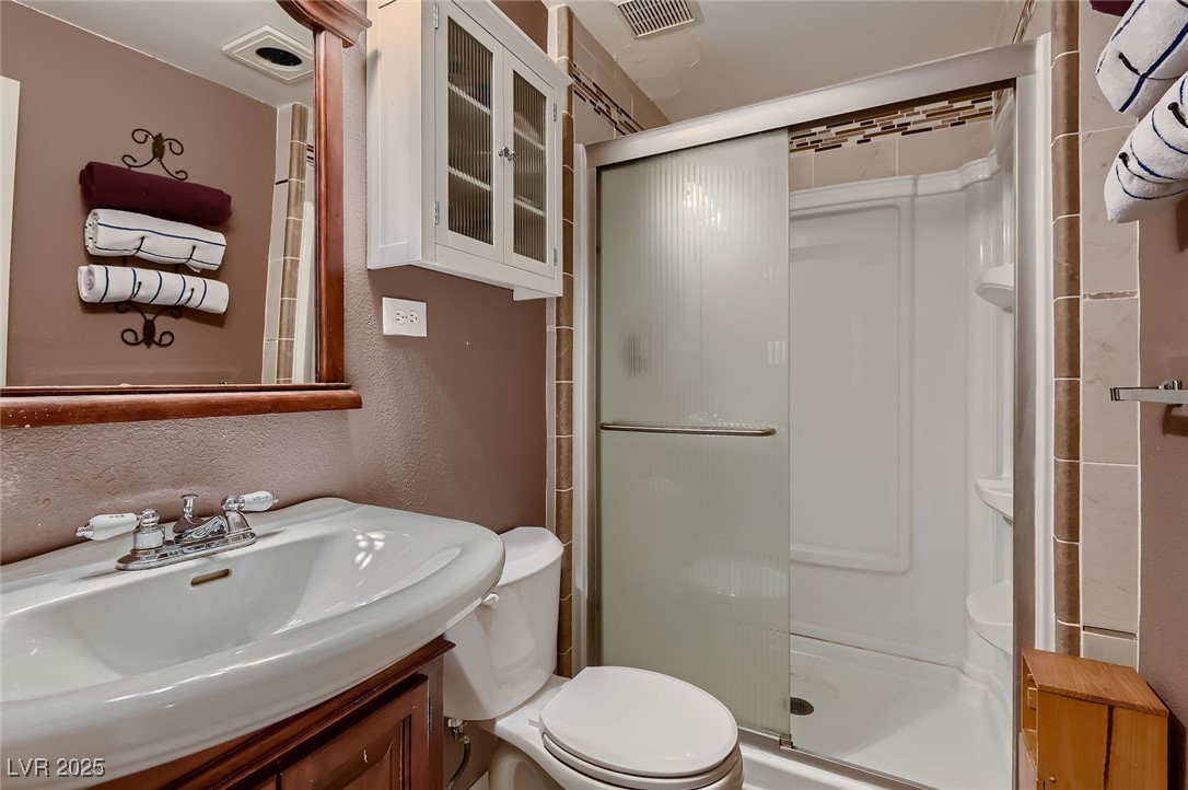 6213 Fairwood Avenue Property Photo 20