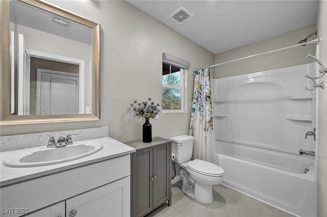 8346 Vinamala Avenue Property Photo 21