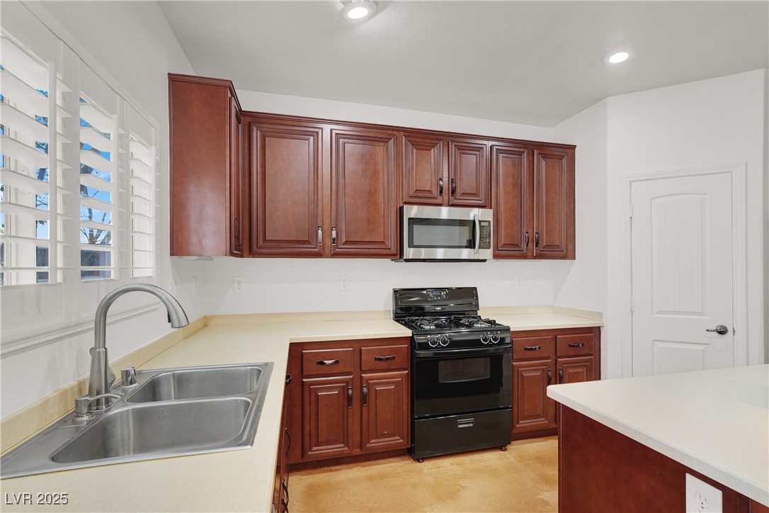 4036 West Bird Man Lane Property Photo 14